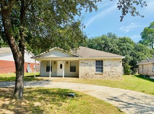 1508 S 9th St, Ocean Springs, MS 39564