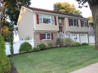 239 New Market Rd, Dunellen, NJ 08812