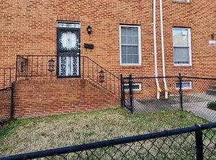 1129 Willinger Ct, Baltimore, MD 21202