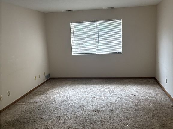 5th image of 25735 Lorain Rd Unit 119