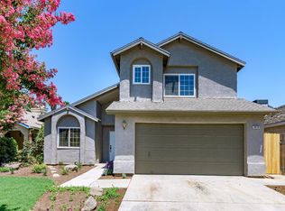 3472 W Dovewood Ln, Fresno, CA