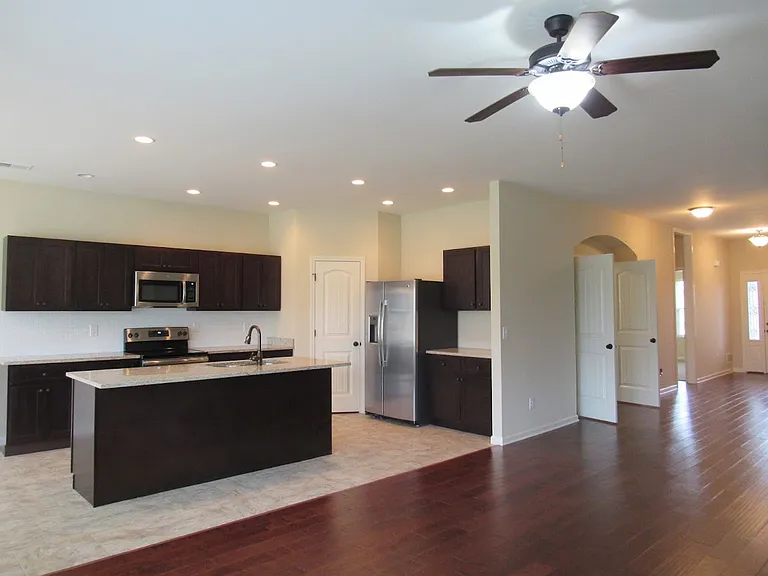172 Shirley Blvd — Photo 9