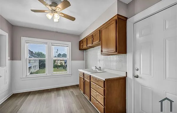 12730 Barrington Ave #UPPER — Photo 23