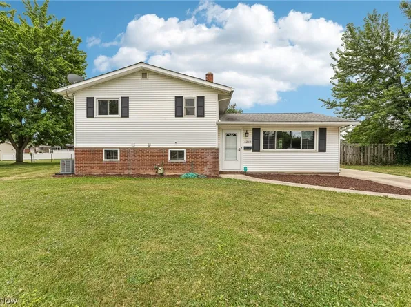6269 Sylvia Ct, Brookpark, OH 44142