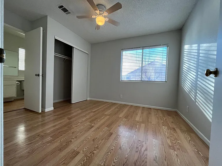 3317 Surfline Dr — Photo 16