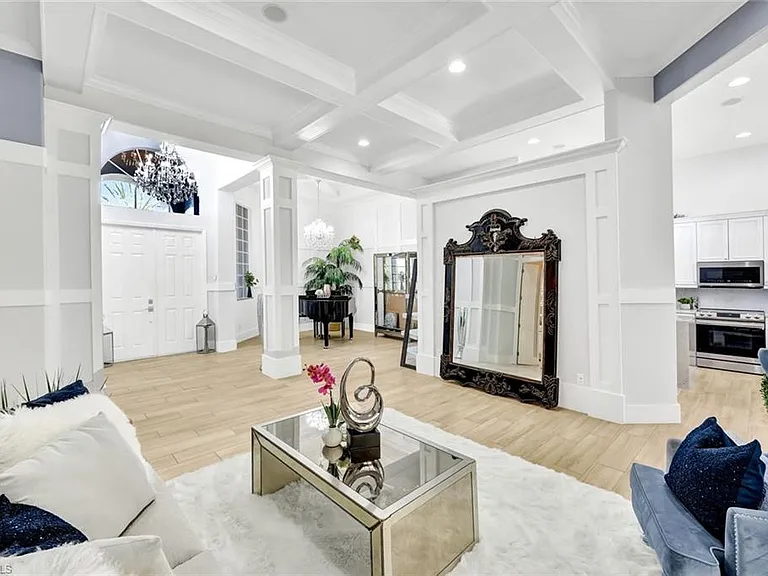 8910 Paseo De Valencia St — Photo 11