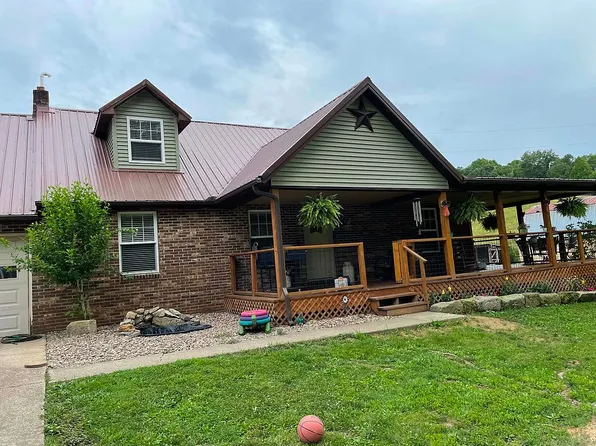 1518 Jones Rd, Vinton, OH 45686