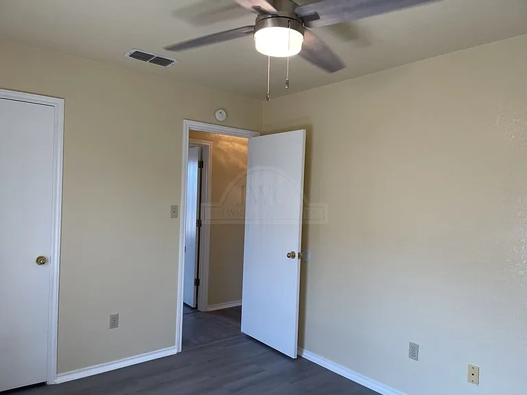 2005 Agate Dr — Photo 15