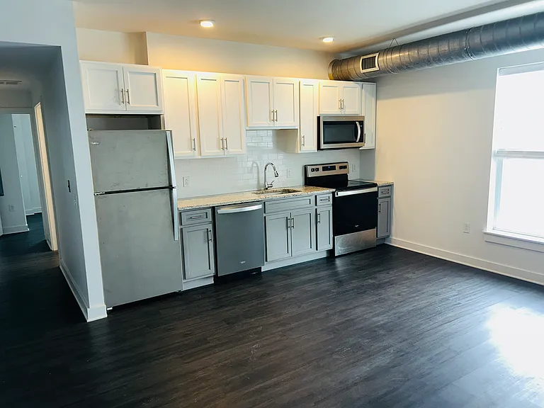Beutiful Flooring and contemporary style