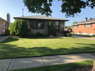 14 McKenzie Ct, Cheektowaga, NY 14227