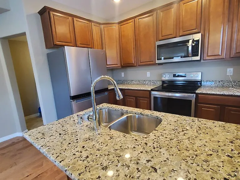 2421 Ridge Top Dr #5 — Photo 18