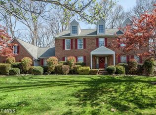 1463 Westcliff Dr, Pasadena, MD 21122