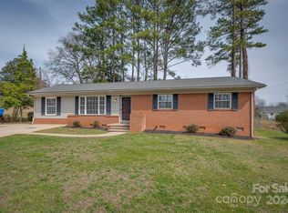244 Crestview St, Rutherfordton, NC 28139