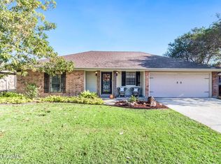 807 Canberra Rd, Lafayette, LA 70503