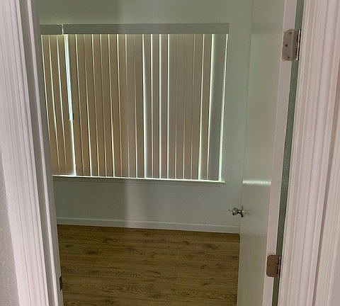 5th image of 3833 Marconi Ave APT 100