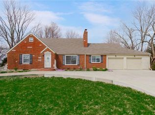 1804 W Liberty Dr, Liberty, MO 64068