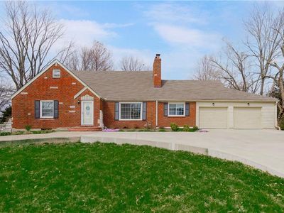 1804 W Liberty Dr, Liberty, MO, 64068