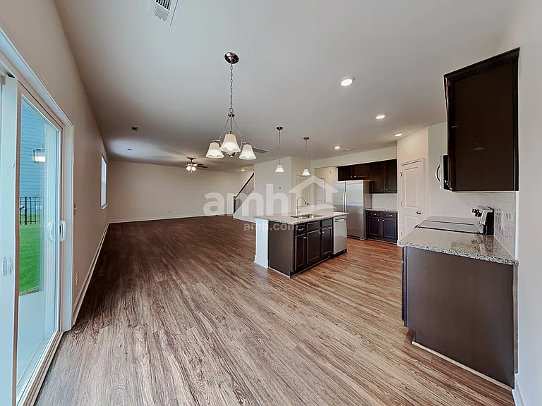 5433 Lake Water Ct — Photo 6