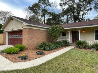 848 Stonehouse Rd, Tallahassee, FL 32301