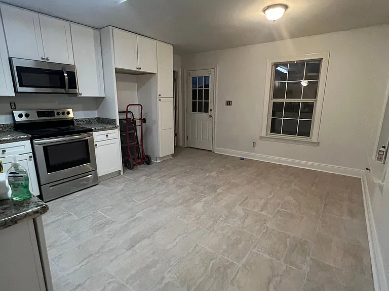 110 Allie Ln — Photo 6