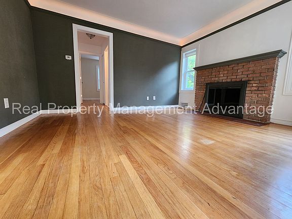 2nd image of 1281 W Troy St
