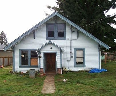 1st image of 343 S 1st St