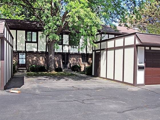 1st image of 6231 Brookline Ct Unit 33