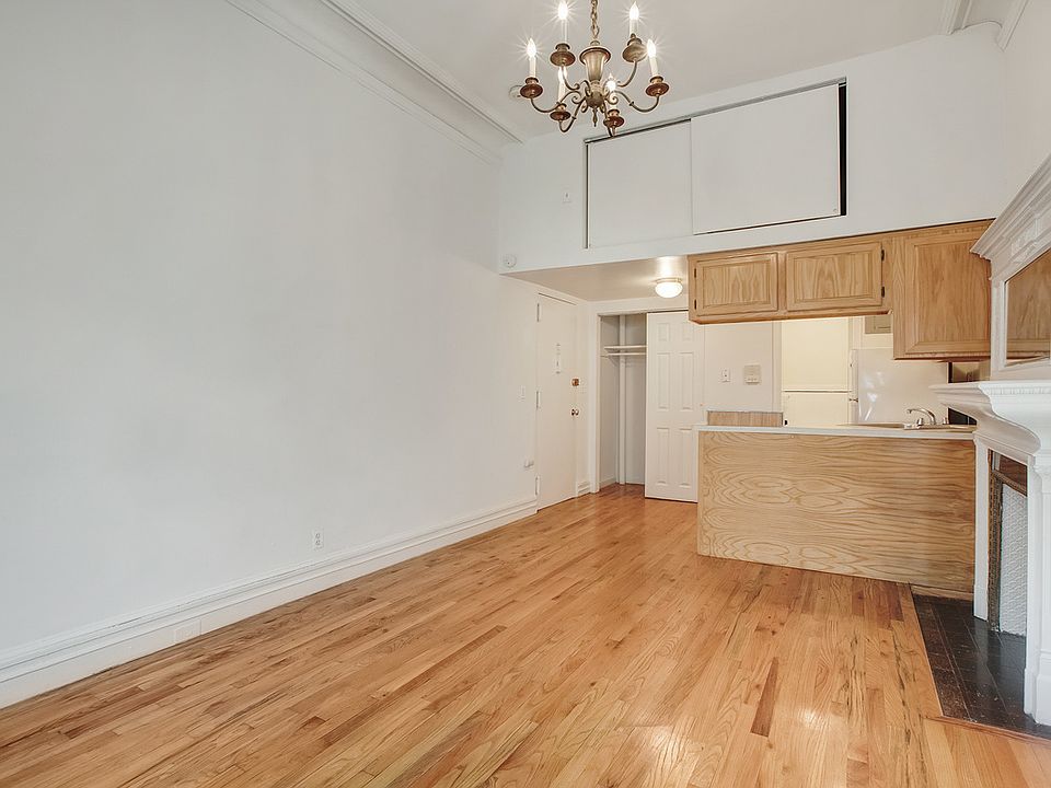 2nd image of 57 W 85th St APT 1A