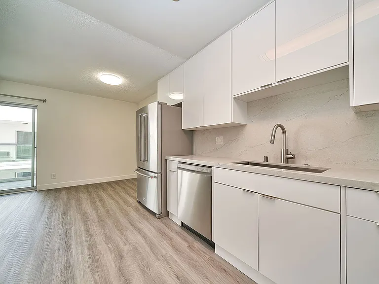 425 S Willaman Drive — Photo 17