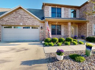 3805 Baldocchi Dr, Bloomington, IL