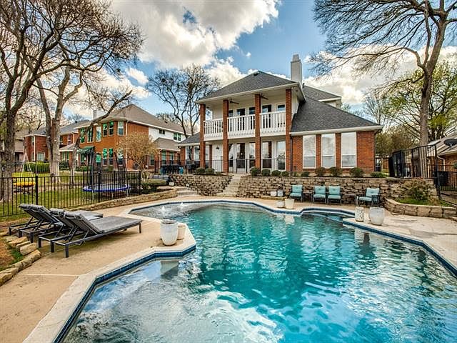 1st image of 801 Royal Birkdale Dr
