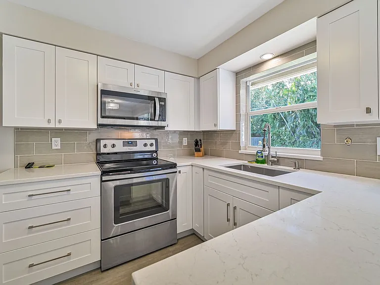 28178 Sunset Dr — Photo 14
