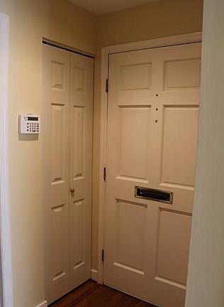 5th image of 6001 Hampstead Ave