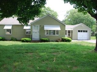 193 Drexel St, Springfield, MA 01104