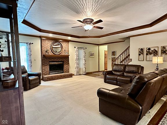 3rd image of 2365 Sunderland Dr