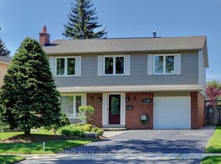 2488 Frankfield Rd, Mississauga, ON L5K2A6
