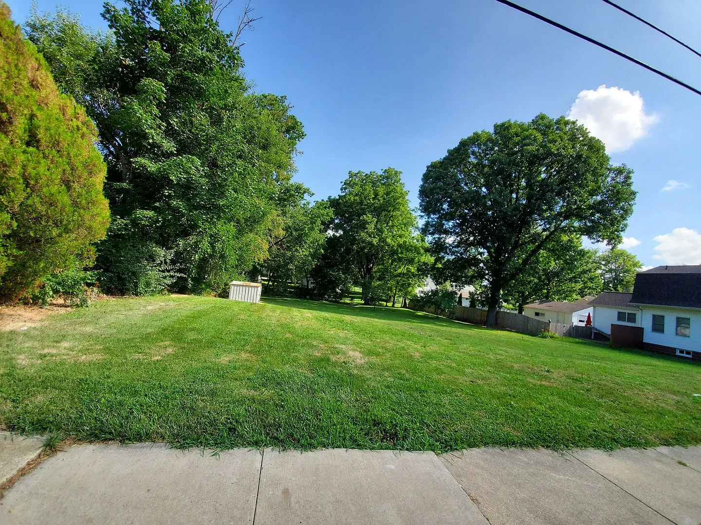 808 E Lincoln St photo 1