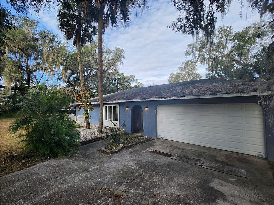 1st image of 25 Emerald Dr