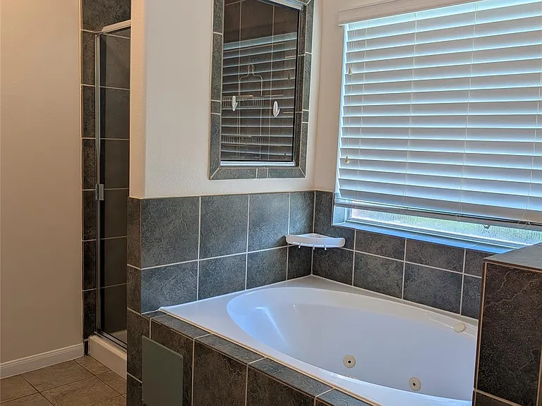26803 Rockwood Park Ln — Photo 10