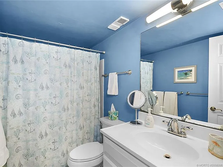 324 NE Golfview Cir #324 — Photo 25