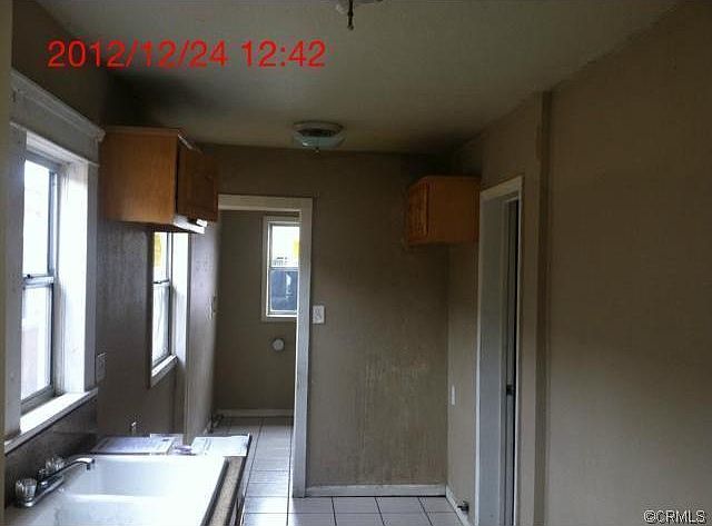 1st image of 1430 W 99th St