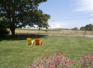 1895 Marys Rd, Mattituck, NY 11952