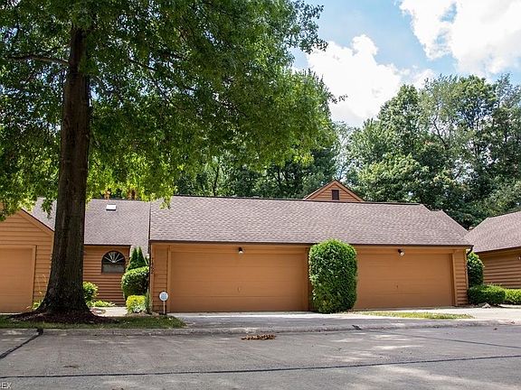2nd image of 7462 Millrace Ln
