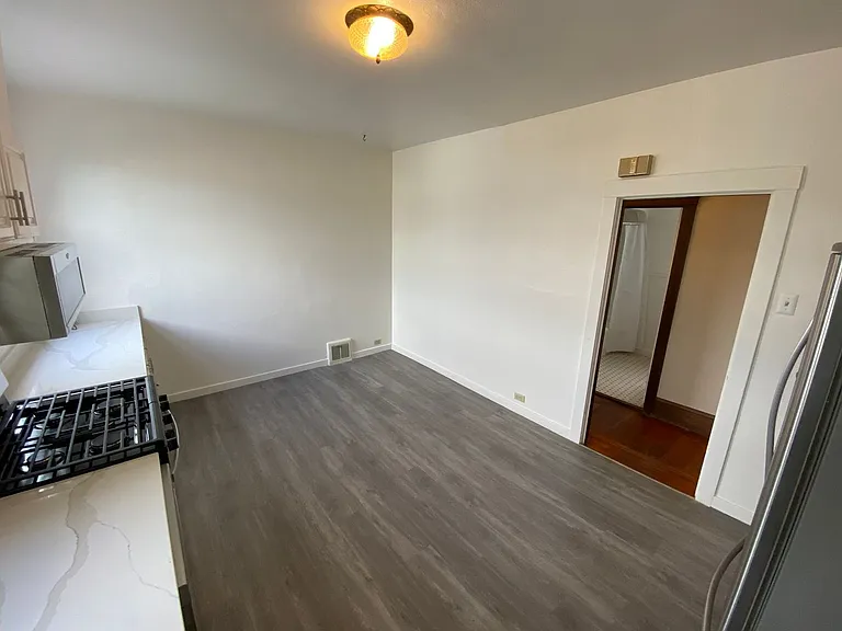 42 Castle Manor Ave — Photo 17