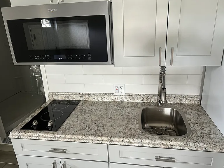 1809 Barksdale Dr — Photo 6