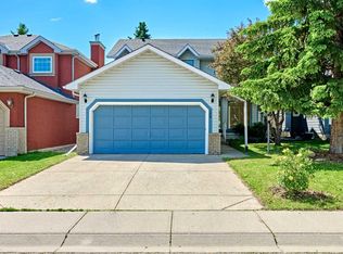 128 N Shawbrooke Close SW, Calgary, AB T2Y3A6