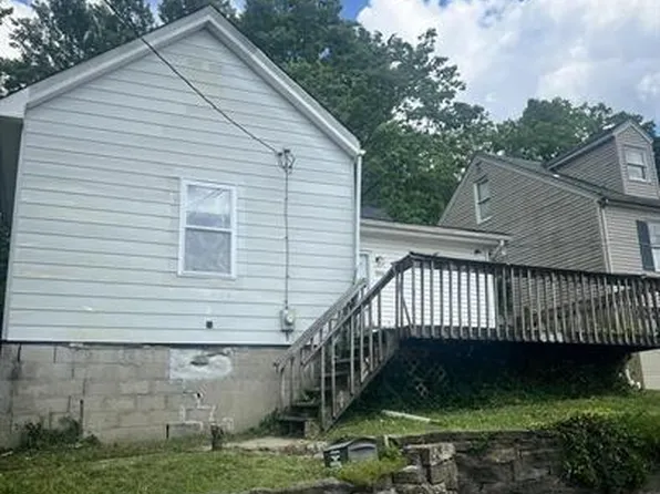 310 Spring St, Cleves, OH 45002