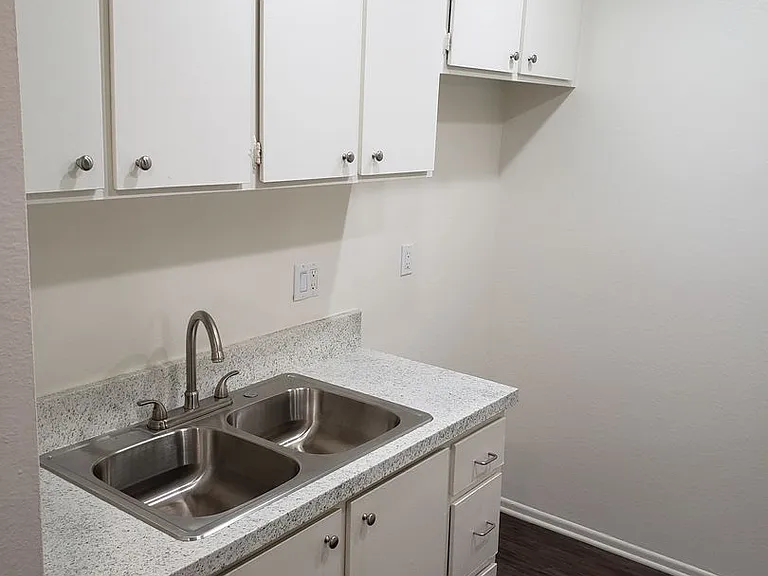 1219 N State College Blvd — Photo 7