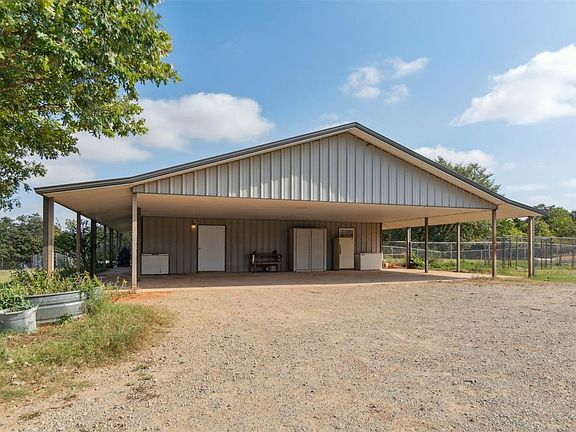 3rd image of 26556 Elm Rd