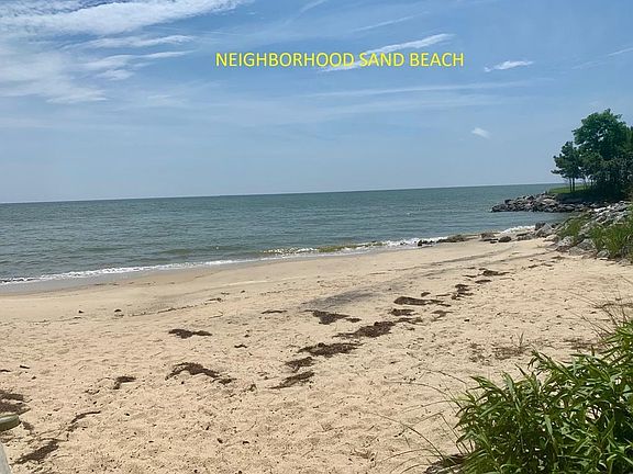 5th image of 1 Twin Harbor Rd